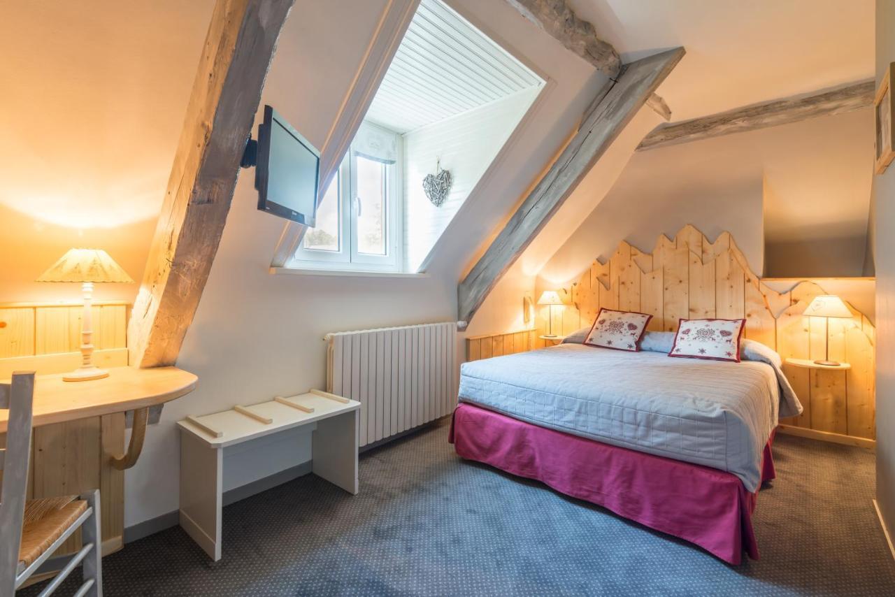 Auberge Le Cabaliros アルシザン・アヴァン エクステリア 写真