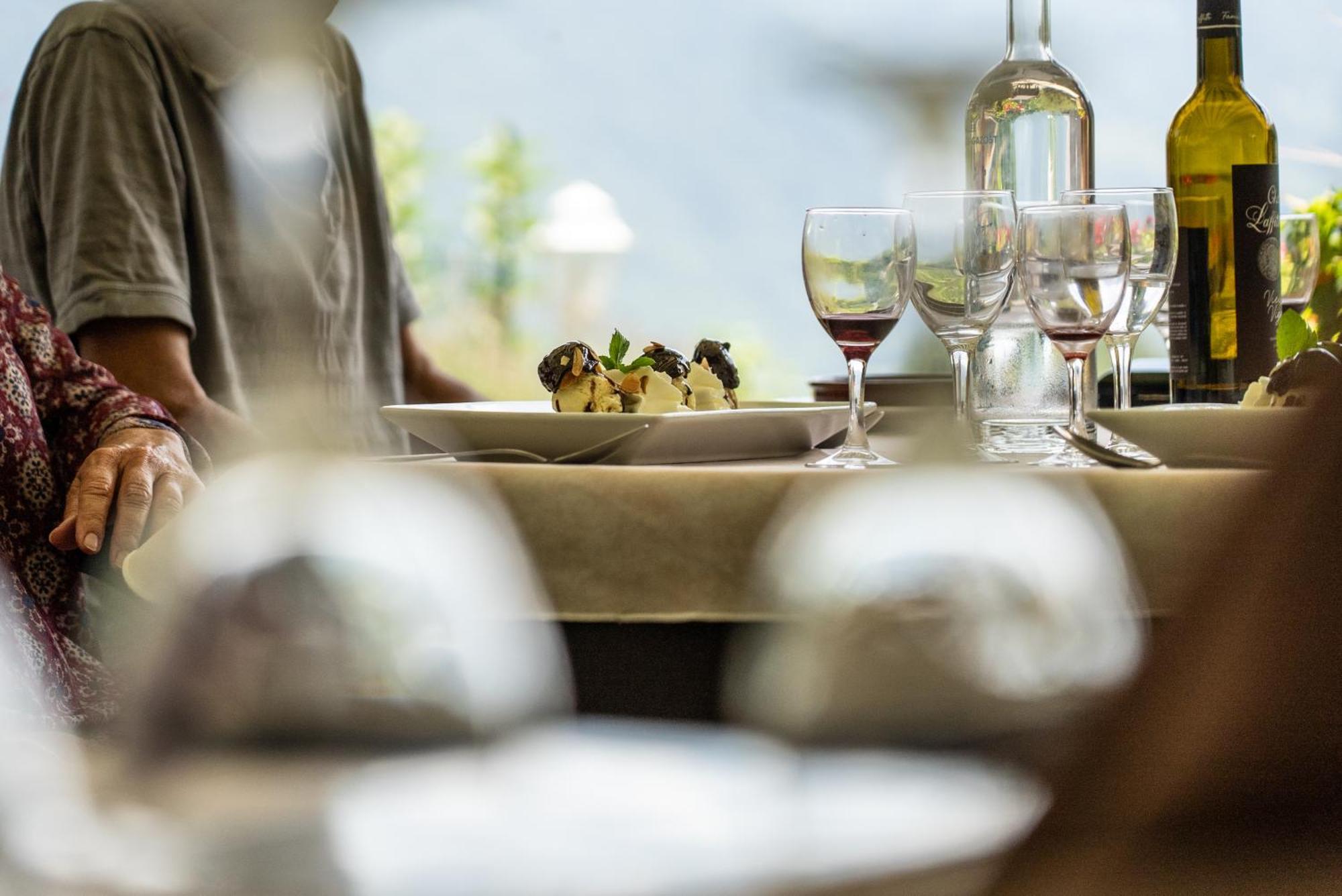 Auberge Le Cabaliros アルシザン・アヴァン エクステリア 写真